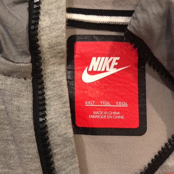 Nike Zip Up Hooded Sweatshirt - Picture 2 of 3